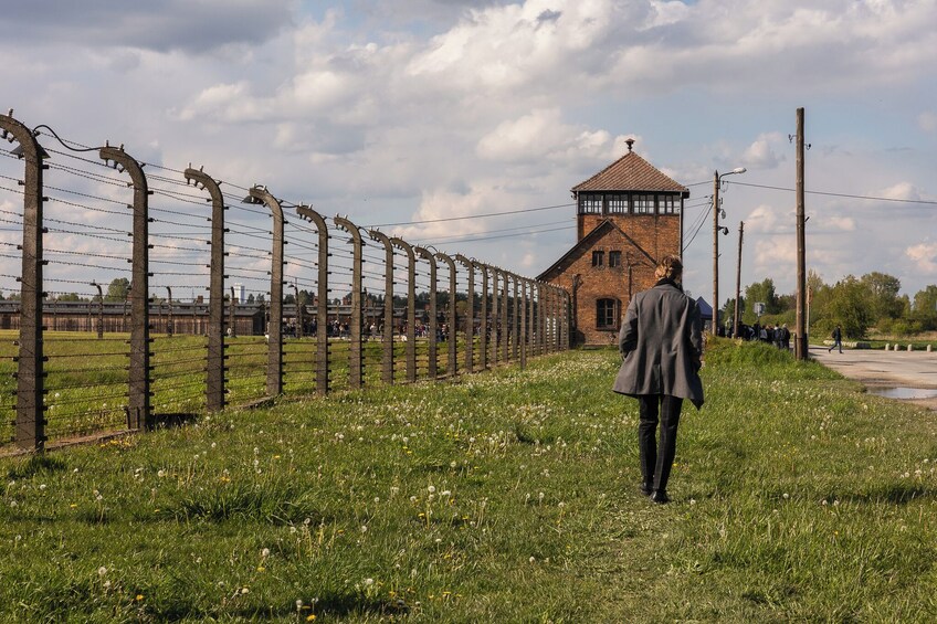 Auschwitz Birkenau Guided Tour with Hotel Pick-up