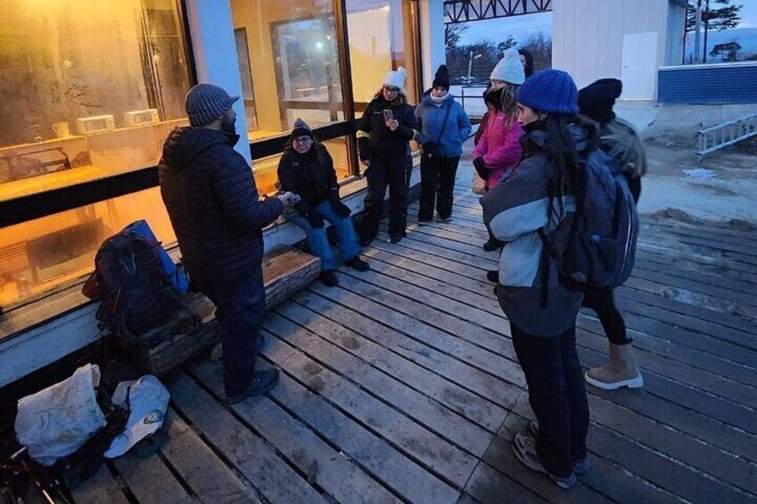 Trekking to the Martial Glacier at Night with Regional Tastings