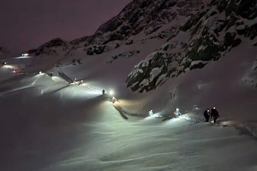 Trekking to the Martial Glacier at Night with Regional Tastings