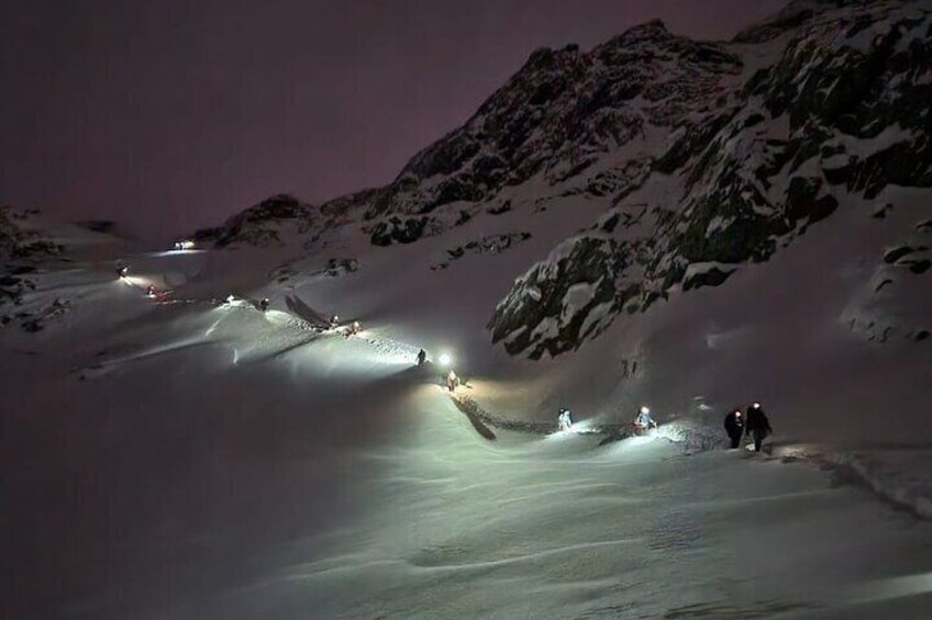 Trekking to the Martial Glacier at Night with Regional Tastings