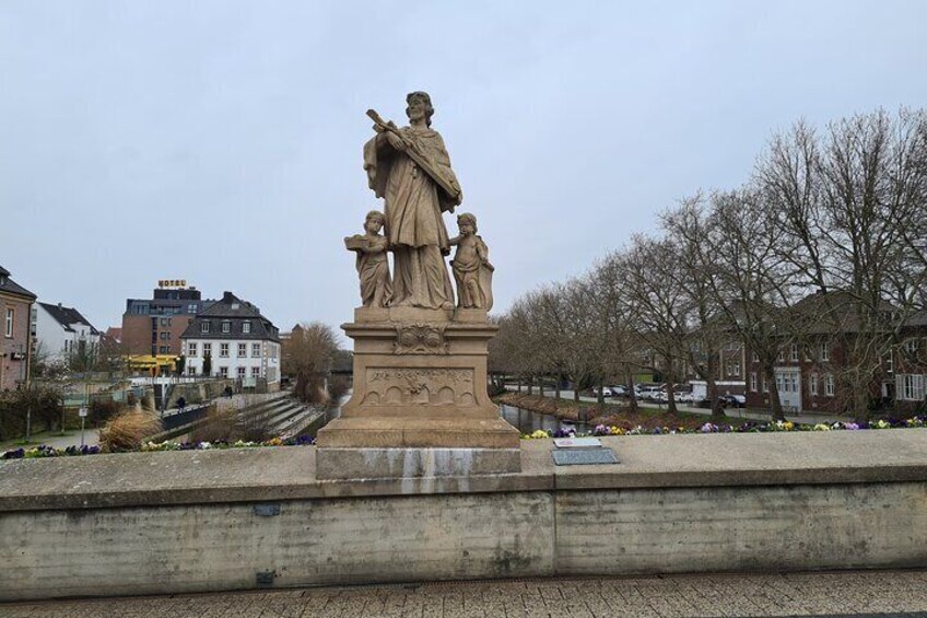 Haunted Rheine City Exploration Game: Find the Ghosts