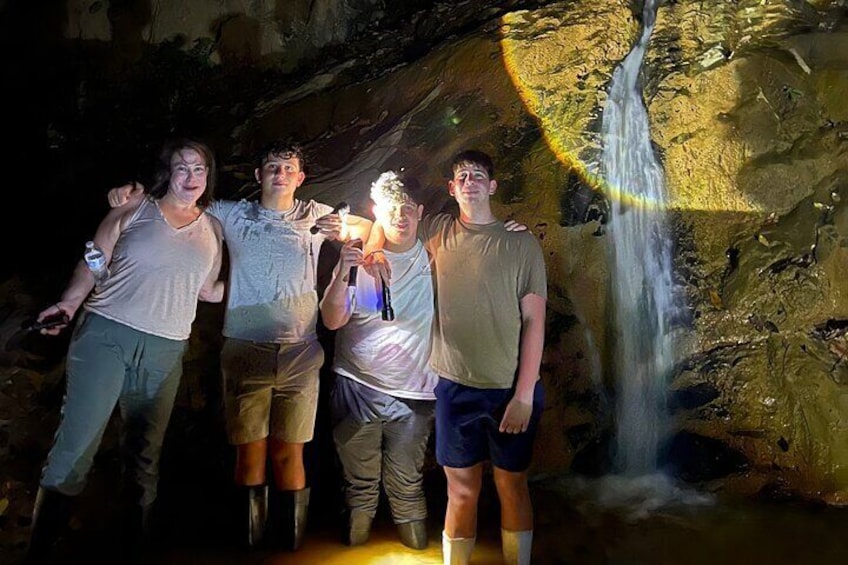 Night Walk Tour and Jungle Dinner in Jaco