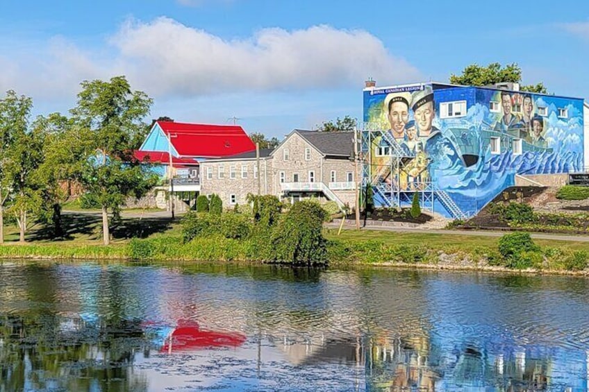 New Legion mural & colourful day care along the river hike