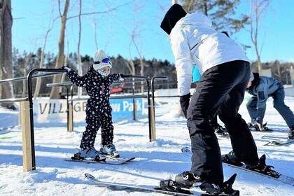 Hokkaido Snow Playing in Ballpark & Outlet Shopping One Day Tour