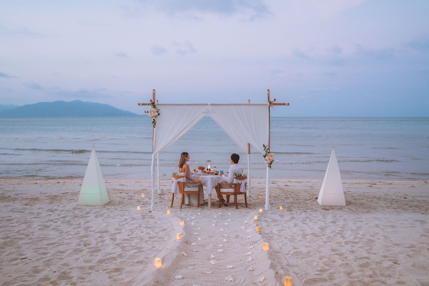 Melati Romantic Dinner On The Beach
