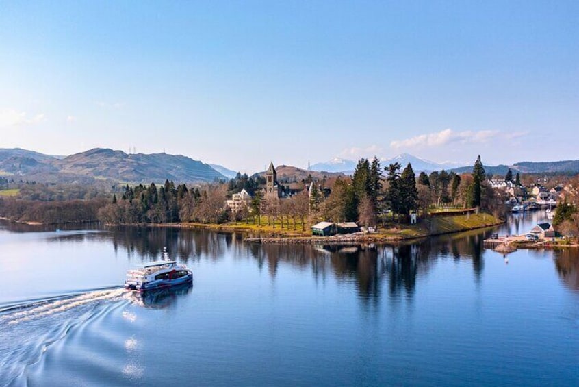 Cruise on Loch Ness