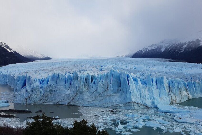 Full Day Guided Tour Perito Moreno National Park and Glacier