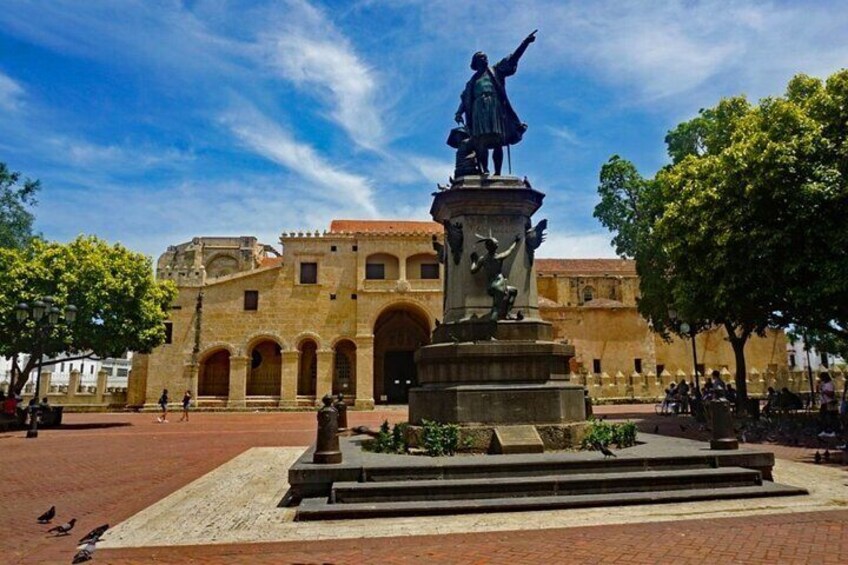 Historical Tour in the Colonial City of Santo Domingo