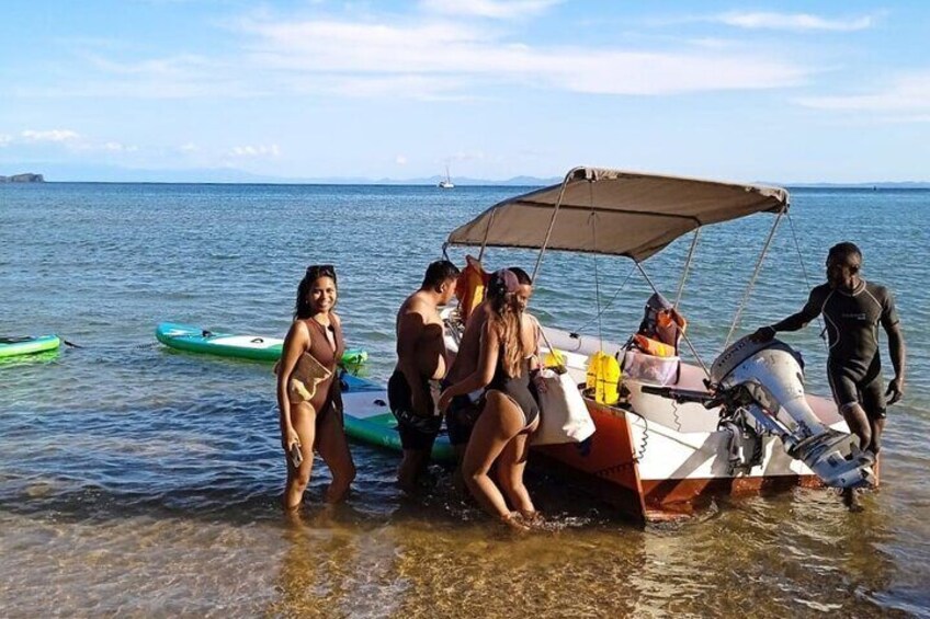 Discovery of Turtles on Paddle in Nosy Sakatia