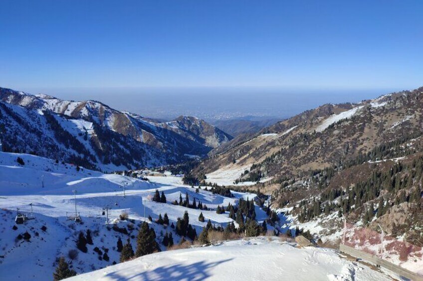 Private high mountain ice rink Medeo and ski resort Shymbulak tour