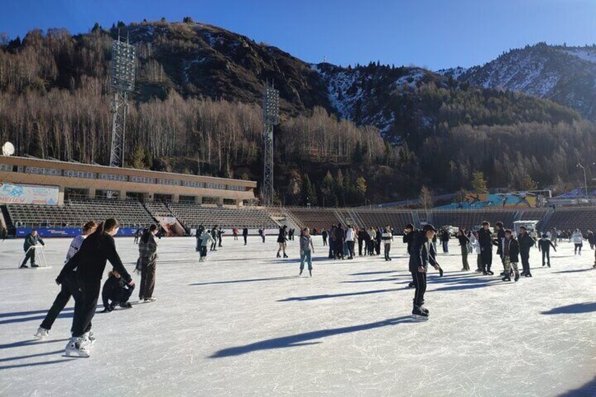 Private high mountain ice rink Medeo and ski resort Shymbulak tour