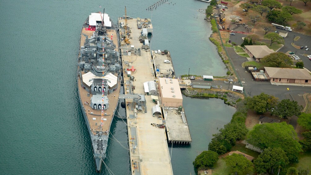 Pearl Harbor, USS Arizona & City Tour