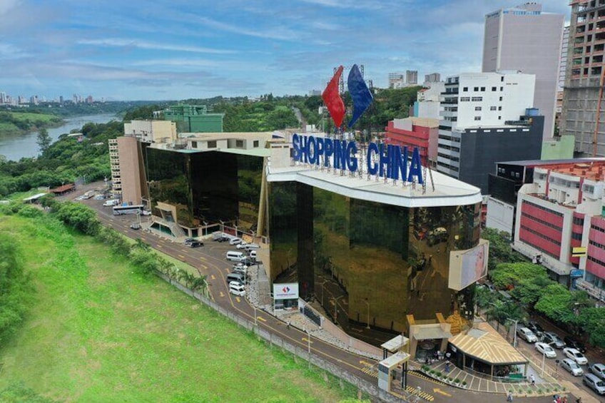 Private Shopping Center Experience in Paraguay, CDE