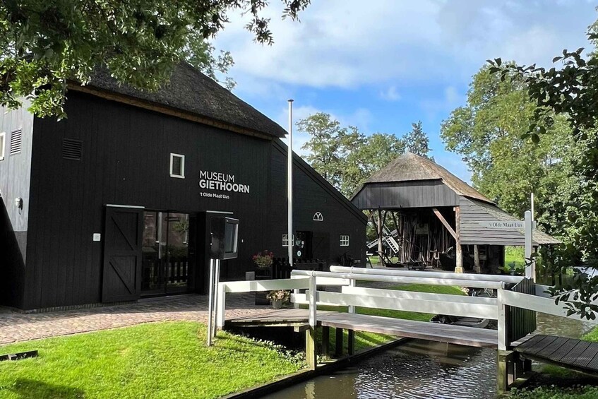 Picture 2 for Activity SmartWalk Giethoorn | Walking tour with your smartphone