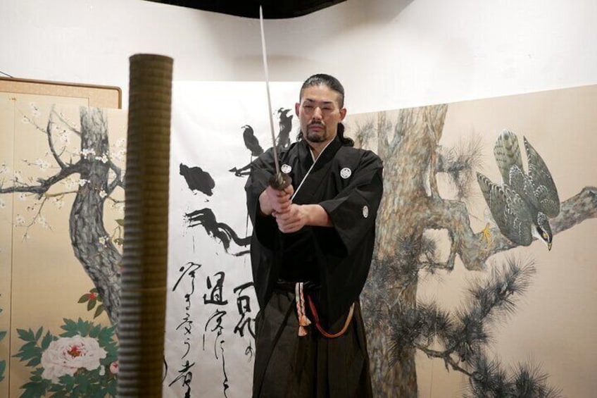 Tokyo Authentic Samurai Experience, Bushido at a antique house.