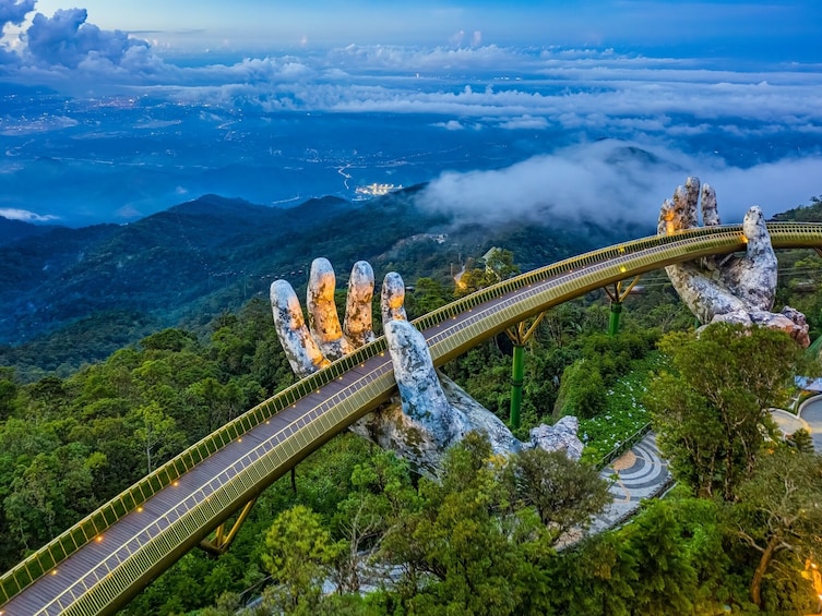 Discover Ba Na Hills and Golden Bridge Standard Tour with Lunch