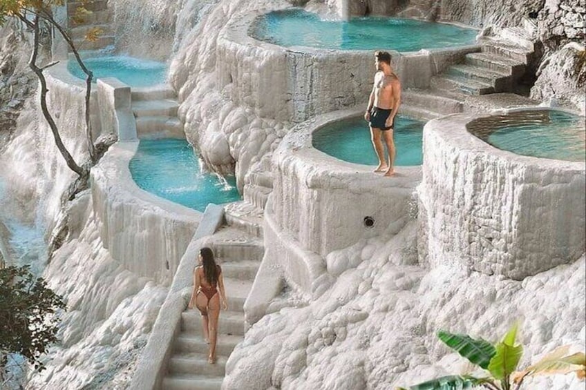 Private Full Day Tour to the Tolantongo Grottoes