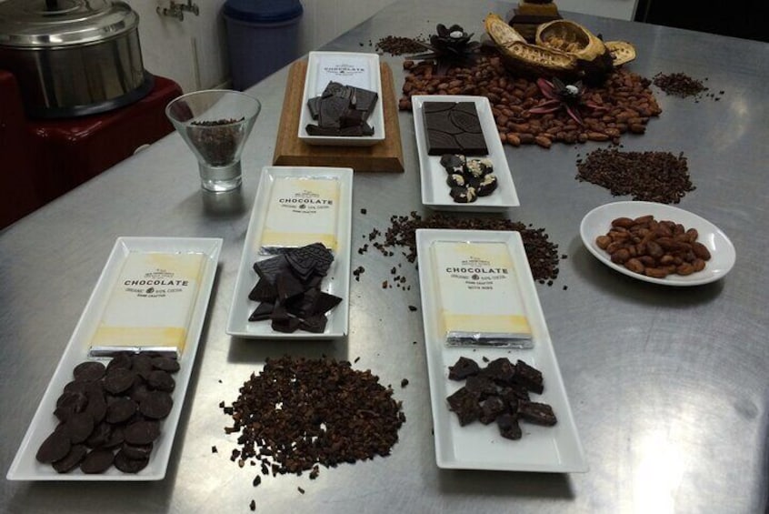 Private Guided Chocolat Bean to Bar Experience in St. Lucia