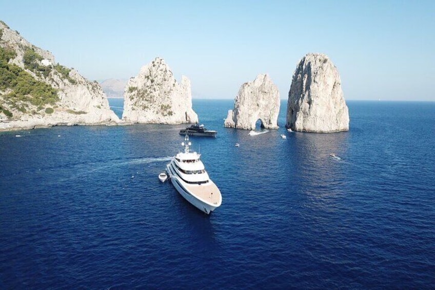 Private Boat Tour from Naples to Capri and Amalfi Coast