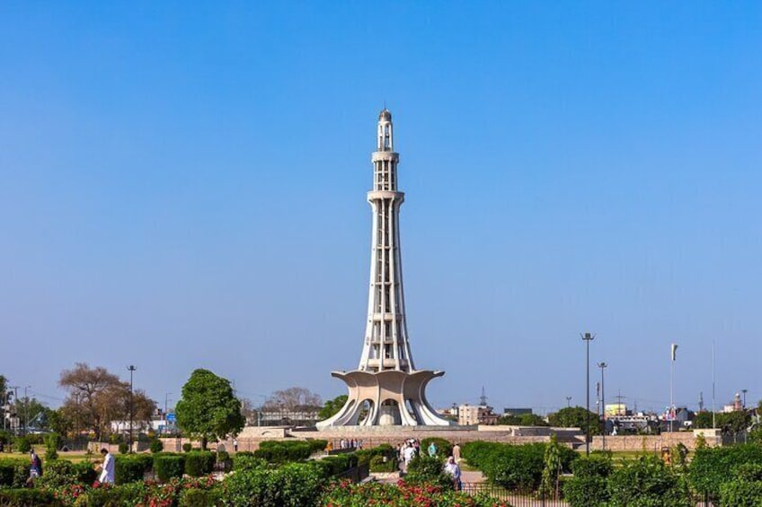 Full Day Private City Tour Of Lahore