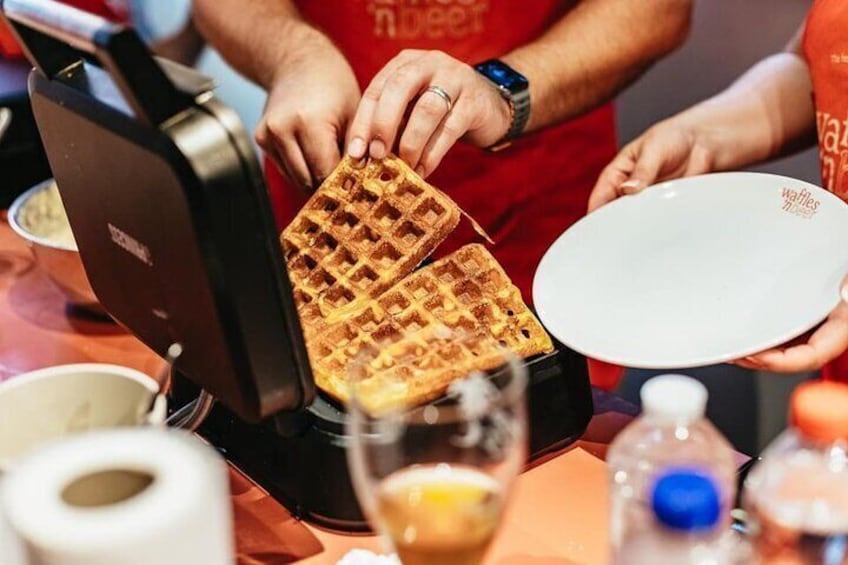 The Waffles 'n Beer Workshop in Bruges North