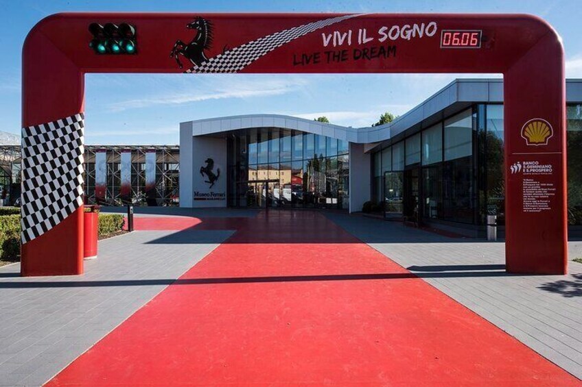 Maranello: Ferrari Museum Entrance Ticket and Simulator