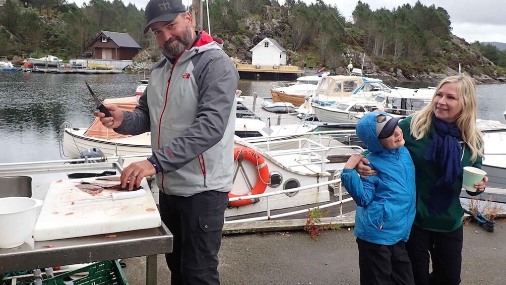 Picture 15 for Activity Bergen: Guided Fishing Tour with Outdoor Cooking