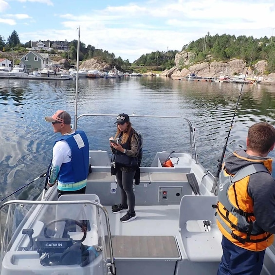 Picture 22 for Activity Bergen: Guided Fishing Tour with Outdoor Cooking