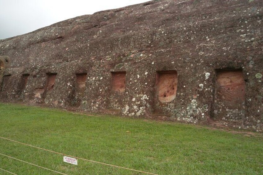 Tour El Fuerte De Samaipata & Cuevas (1 Full Day)