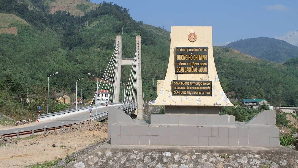 cau dakrong quang tri bridge in Vietnam 