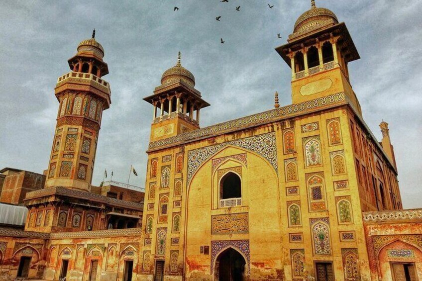 Private Street Food Tour of Lahore