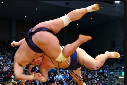 Tokyo - Osaka Sumo Tournament