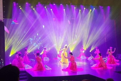 Experience Traditional Ao Dai Show in Da Nang City