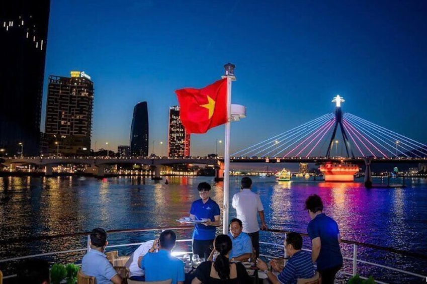 Poseidon Dining Cruise Experience in Da Nang