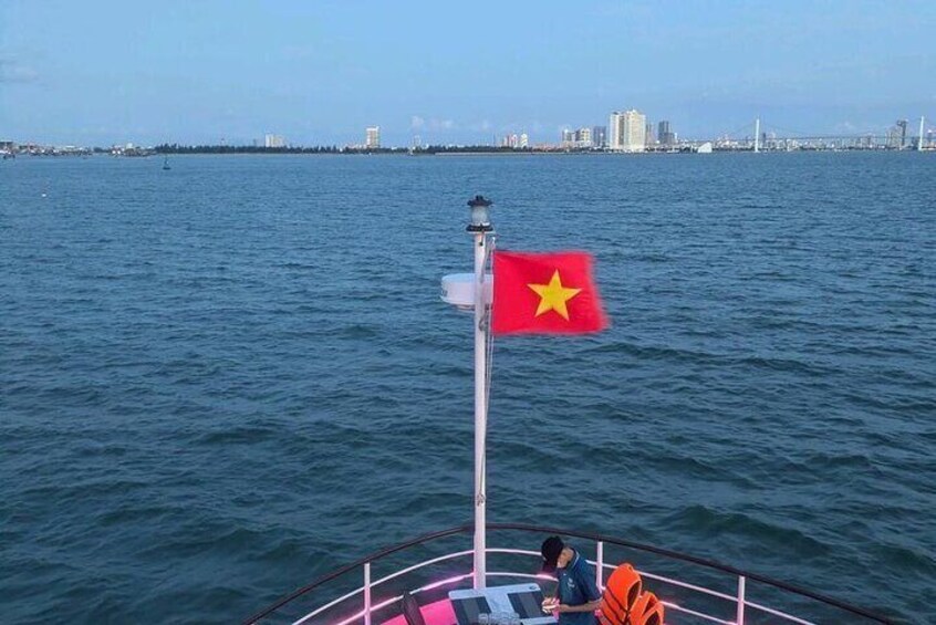 Beautiful Night Cruise Experience in Han River Da Nang