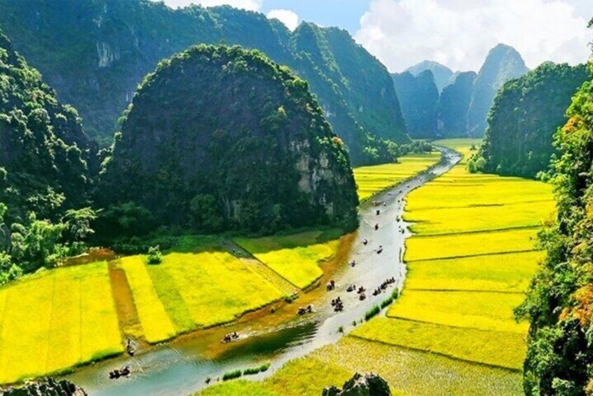 Exploring From Hanoi: Tam Coc, Hoa Lu & Mua Caves Full-Day Trip