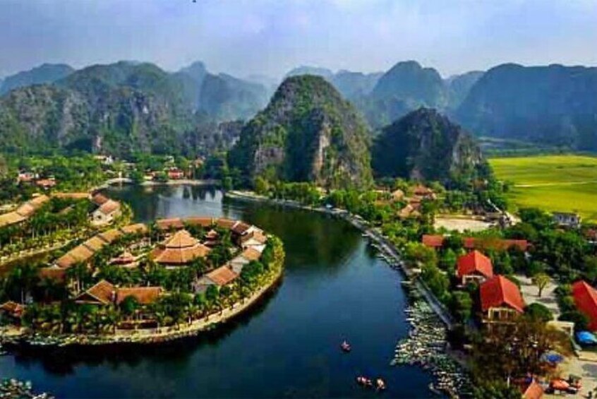 Exploring From Hanoi: Tam Coc, Hoa Lu & Mua Caves Full-Day Trip