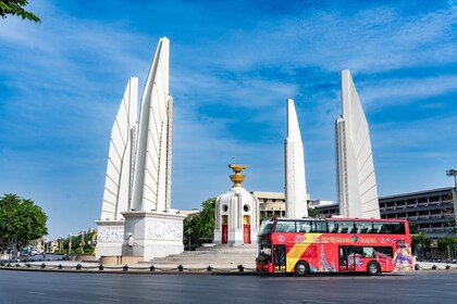 Recorrido turístico en autobús con paradas libres por la ciudad de Bangkok