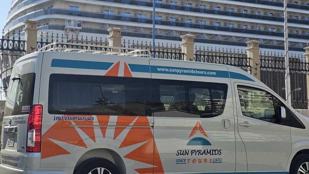 From Alexandria Port: Overnight Tour to Cairo & Alexandria