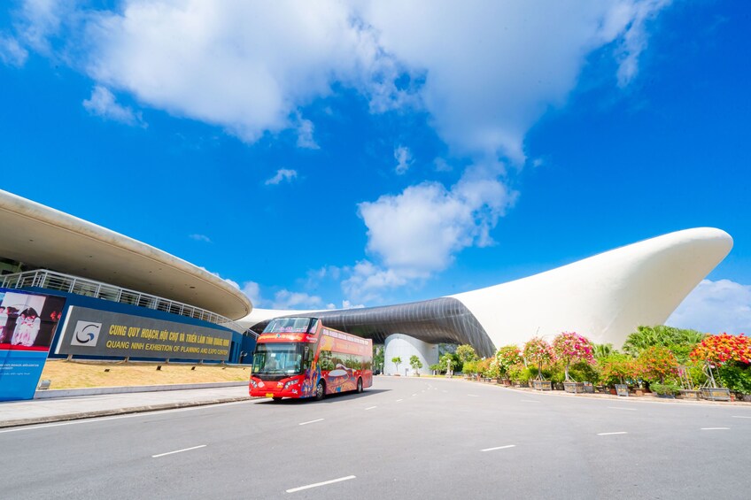 Ha Long Hop-On Hop-Off Bus Tour