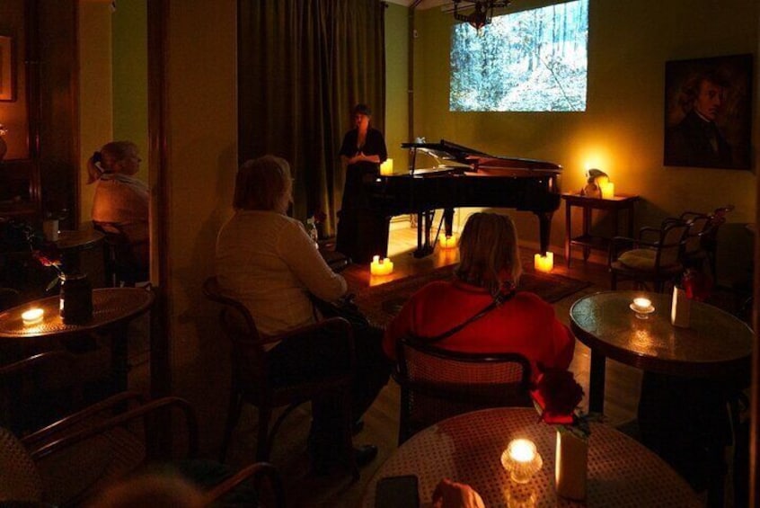 CHOPIN - Painted by Candlelights with Wine: Warsaw Concert