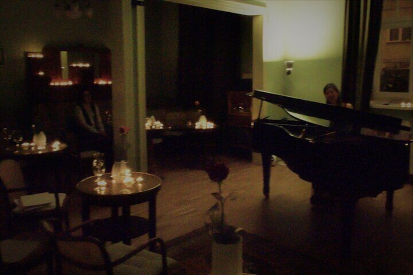 Warsaw Concert: Chopin - Painted by Candlelights