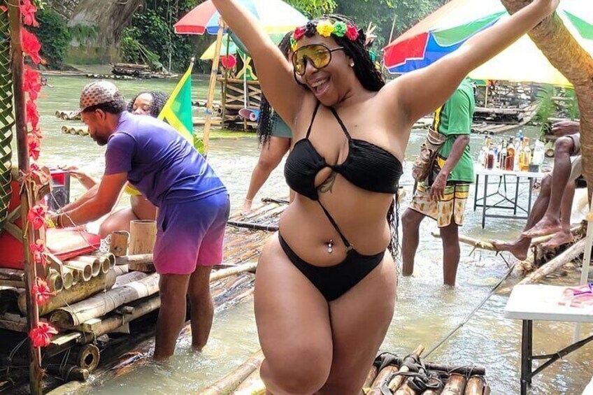 Raft fun pose