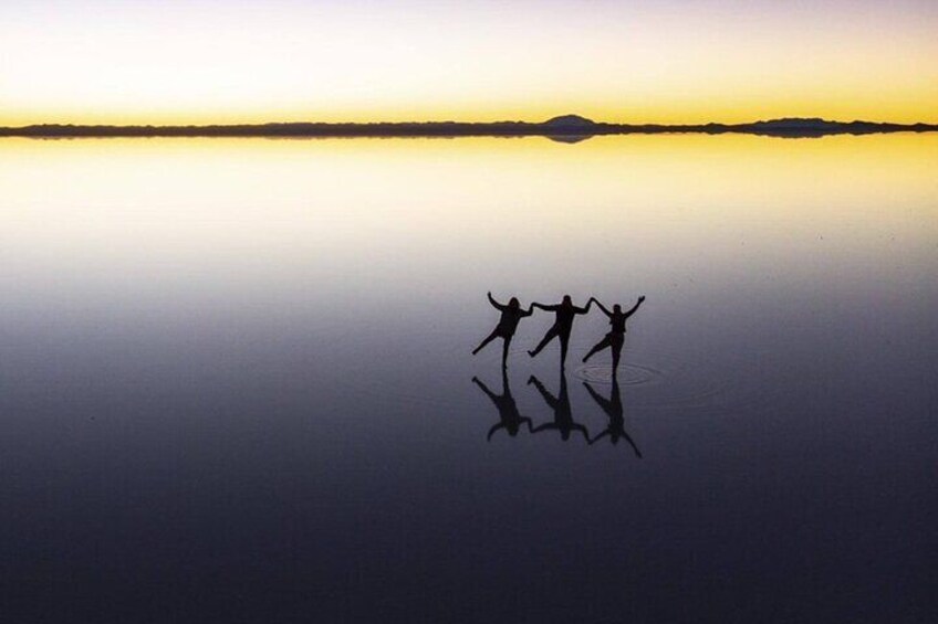 2-Day Private Tour to Salar de Uyuni and Laguna Colorada