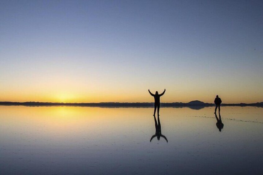 2-Day Private Tour to Salar de Uyuni and Laguna Colorada