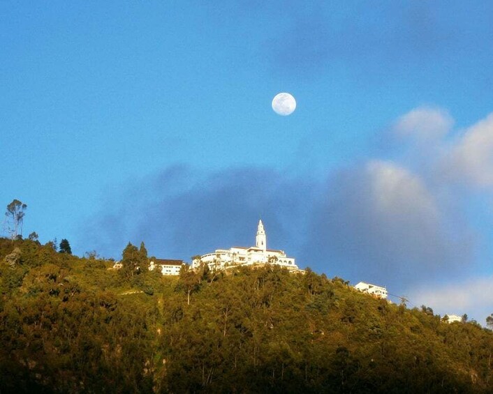 Picture 3 for Activity Monserrate Express tour 3 hrs