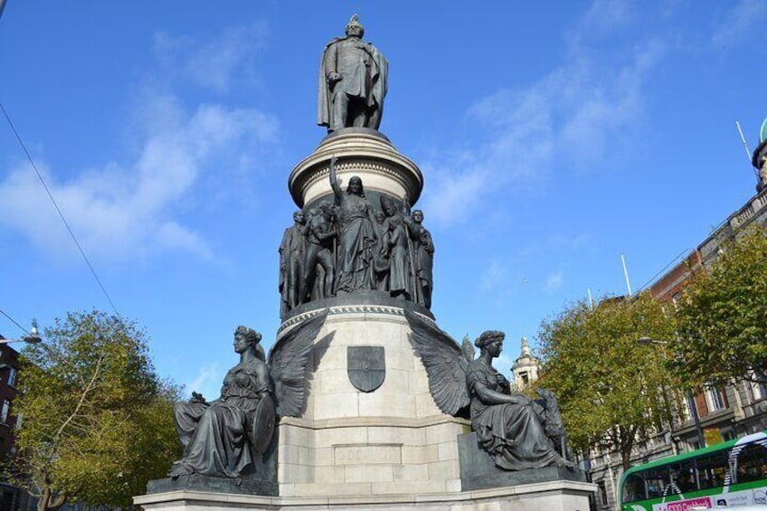 The Uncrowned King of Ireland Daniel O Connell on O Connell Street (Never without a Seagull on his head)
