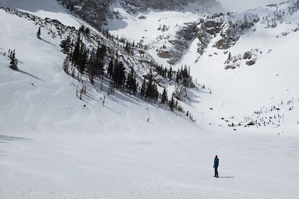 Women's Snowshoeing Emerald Lake Rocky Mountain National Park