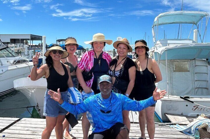 Private Full Day Cruise Tour in Rose Island with Snorkeling 