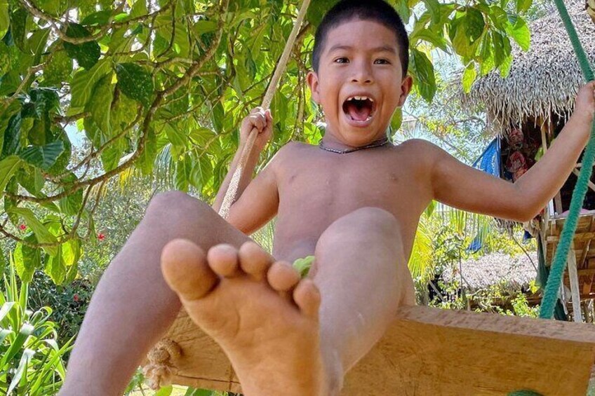 A Day with Real Panamanian Tribe in the Jungle